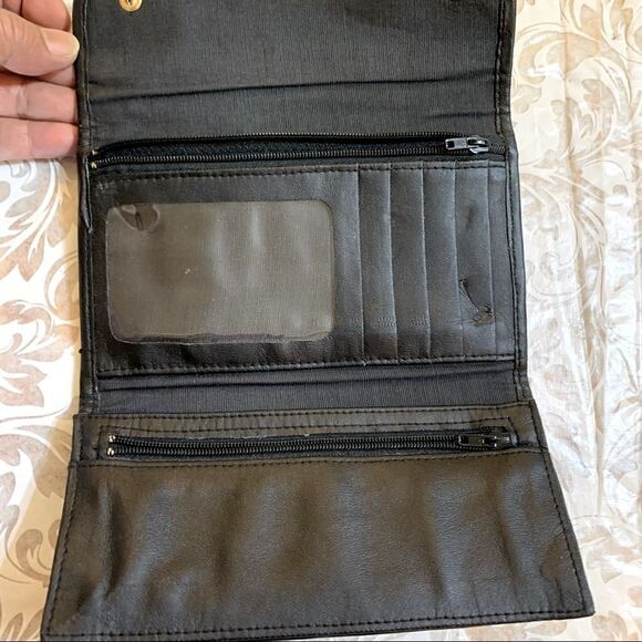 Vintage Black Embossed Leather Crossbody Wallet Removable Strap Gorgeous - Picture 5 of 5